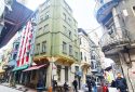 Beyoğlu Nevizade’nin Bir Arka Sokağında 250m² 5 Katlı 2 Dükkanlı Köşe Bina